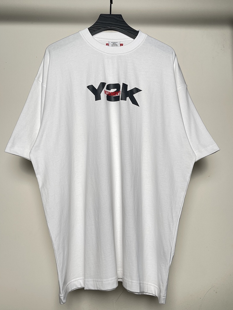 VETEMENTS Y2K Tee, photo 1