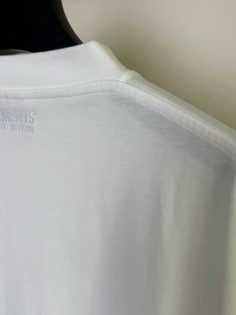 Other VETEMENTS EURO Tee - Image 8