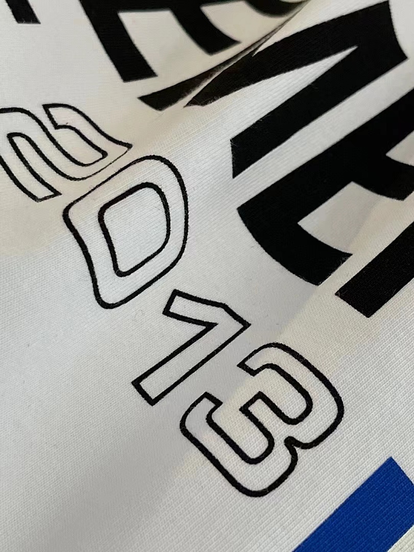 Other VETEMENTS White Flag T-Shirt - Image 7