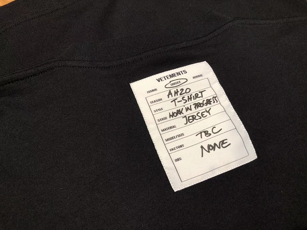 Other VETEMENTS - Image 9