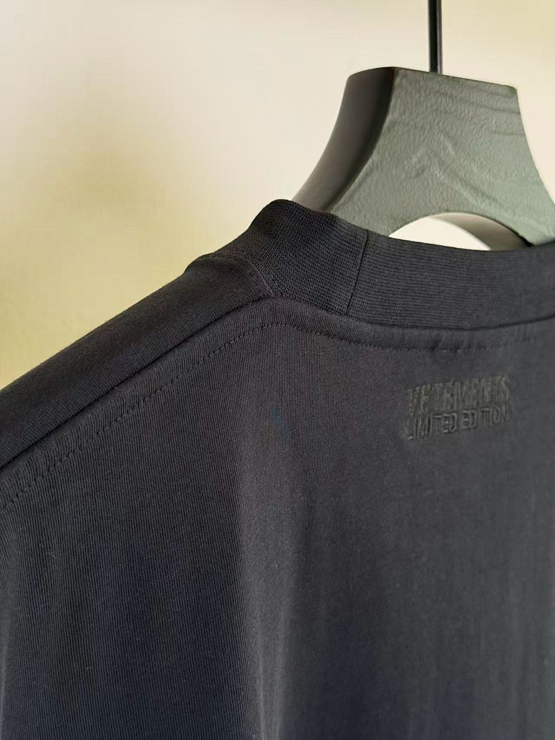 Other SOLD OUT VETEMENTS Crash Tee - Image 8