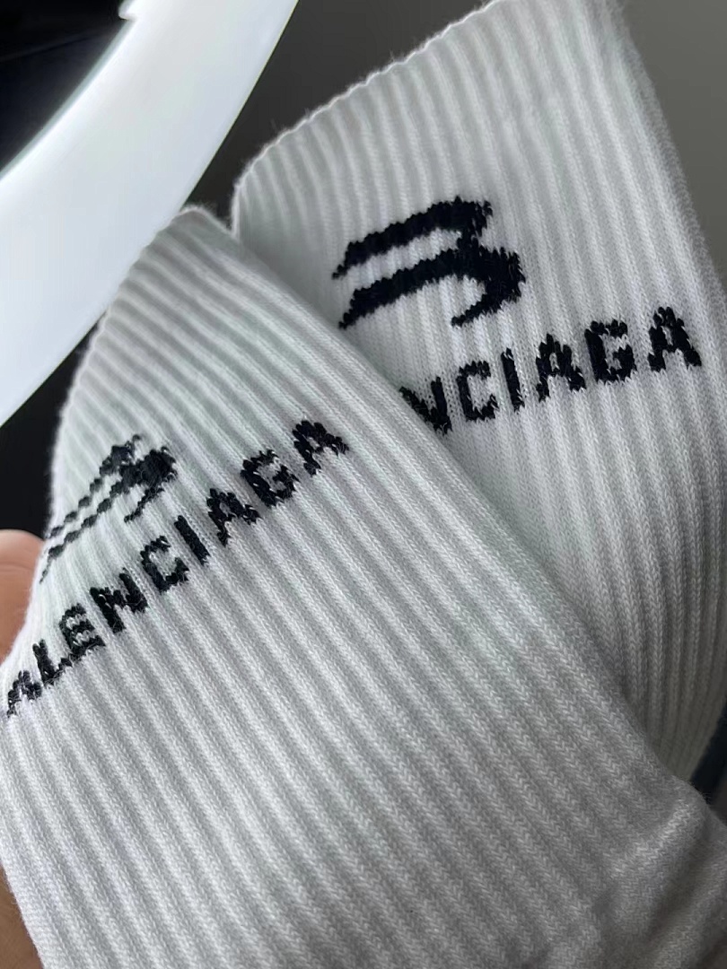 Balenciaga SOLD OUT Balenciag Luminous Socks - Image 6