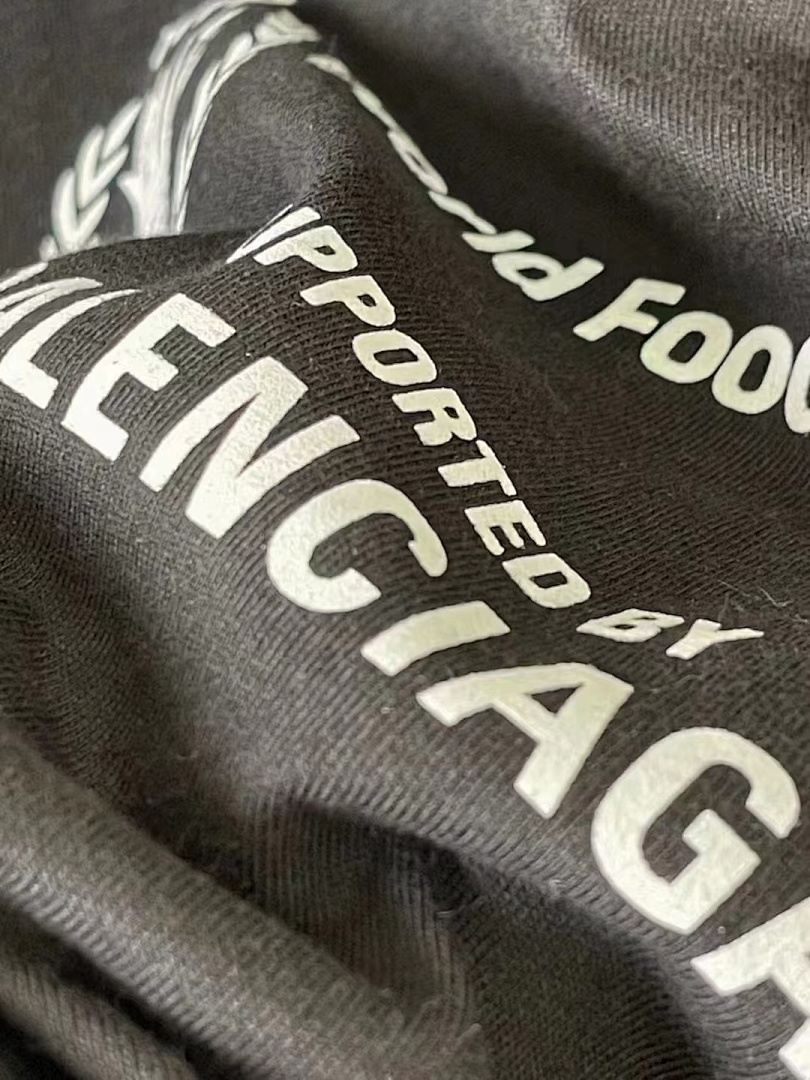 Balenciaga Balenciag World Food Programme Tee - Image 7