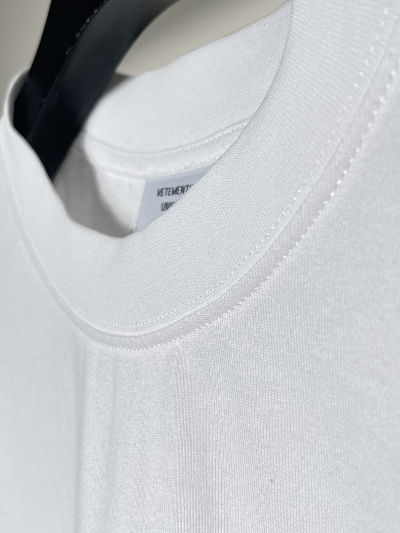 Other VETEMENTS Four Seasons Tee - Image 8