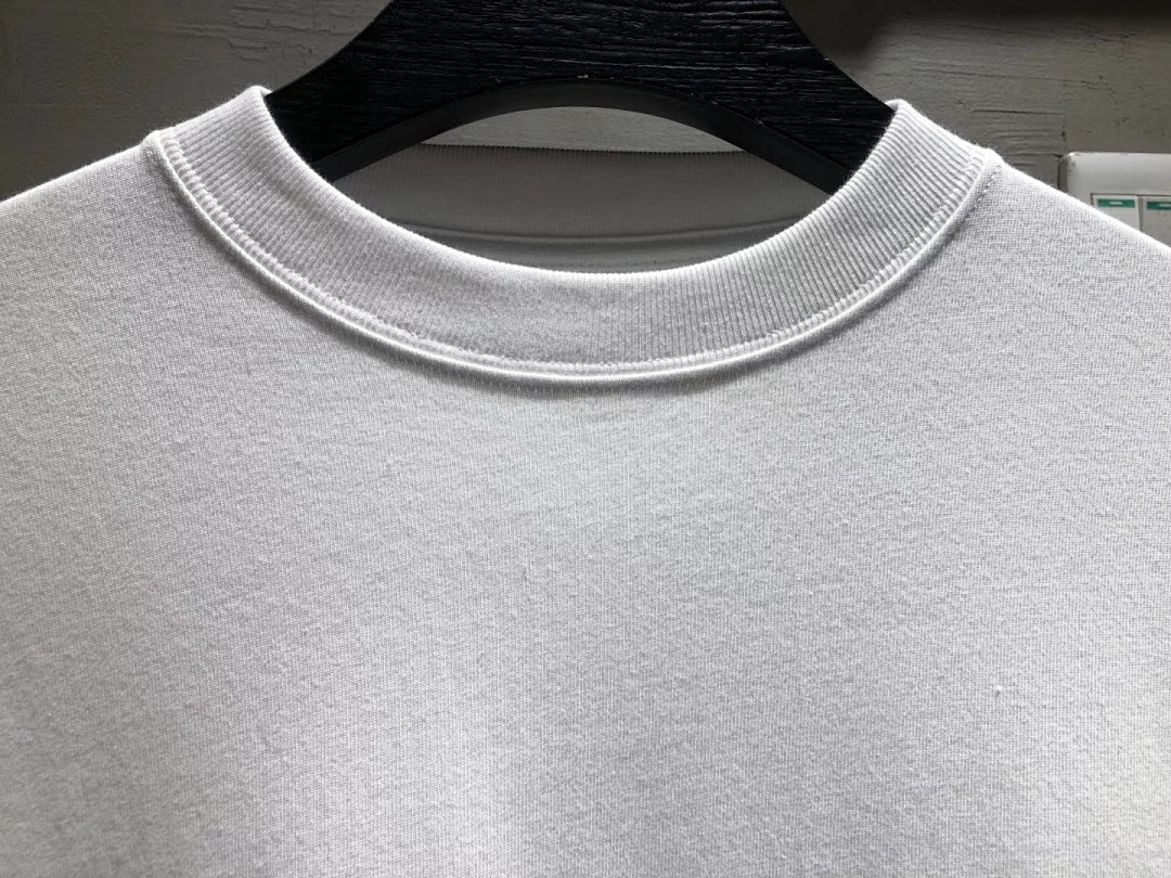 Balenciaga SOLD OUT Balenciag White Campaign - Image 8