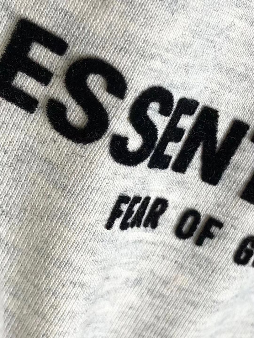 Other FEAR OF GOD ESSENTIALS Tee - Image 5