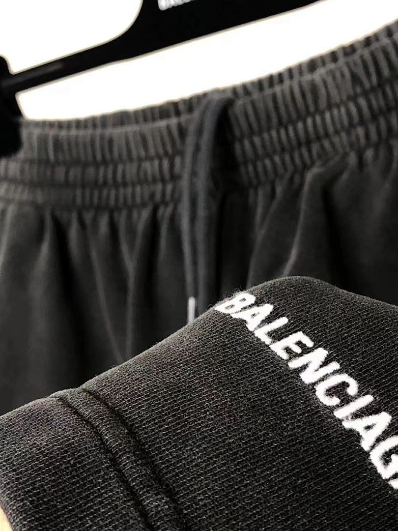 Balenciaga SOLD OUT Balenciag Washed Embroidered Logo Shorts - Image 5