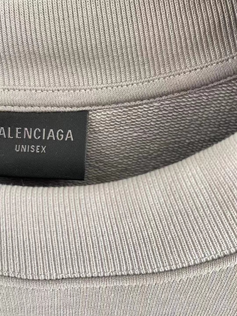 Balenciaga SOLD OUT Balenciag Logo Sweater - Image 5