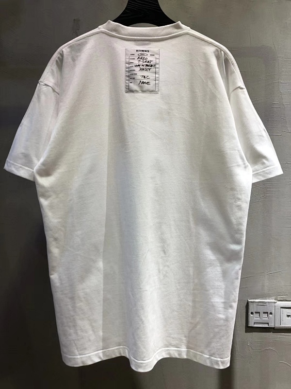 SOLD OUT, photo 1