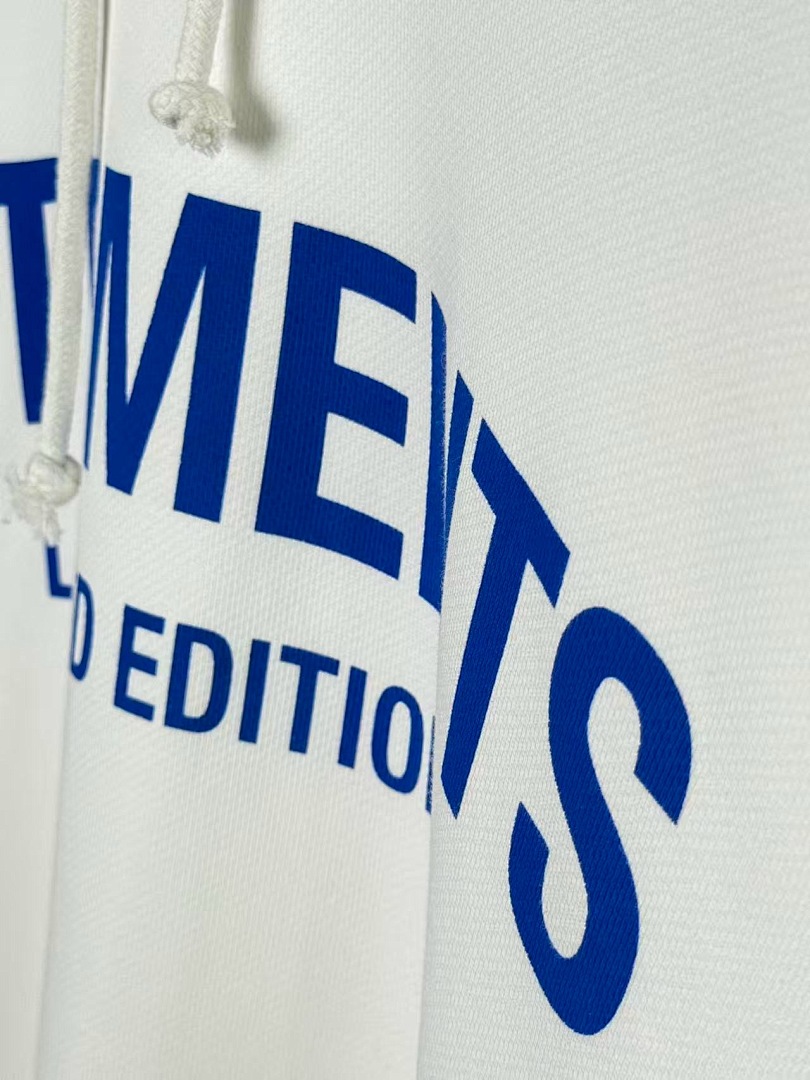 Other VETEMENTS LIMITED EDITION Hoodie - Image 6