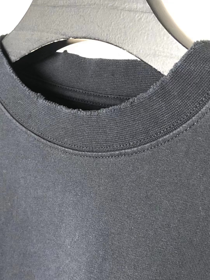 Balenciaga SOLD OUT Balenciag Destroy Campaign Tee - Image 4