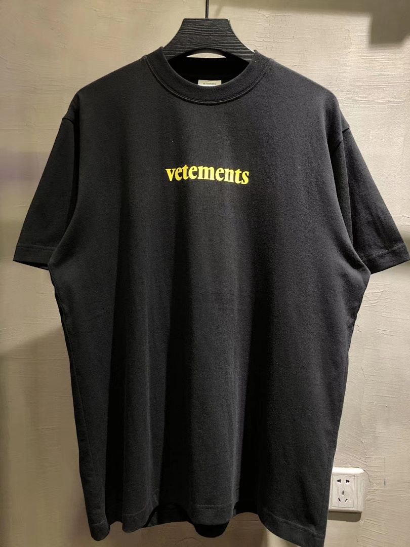 SOLD OUT VETEMENTS YELLOW POSTAGE T, photo 1