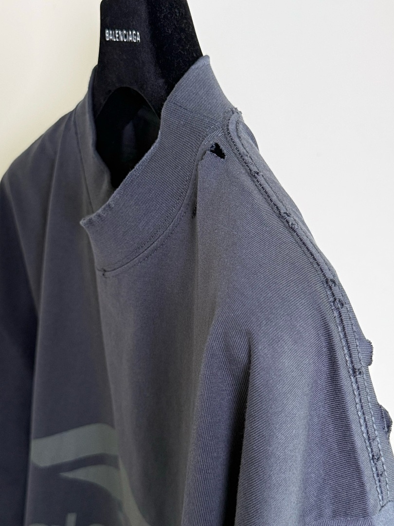 Balenciaga Balenciag 3B Liquefied Tee - Image 4
