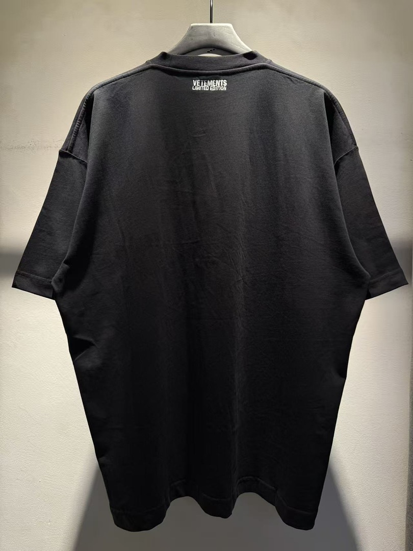 Other VETEMENTS Embroidered Logo Tee - Image 3