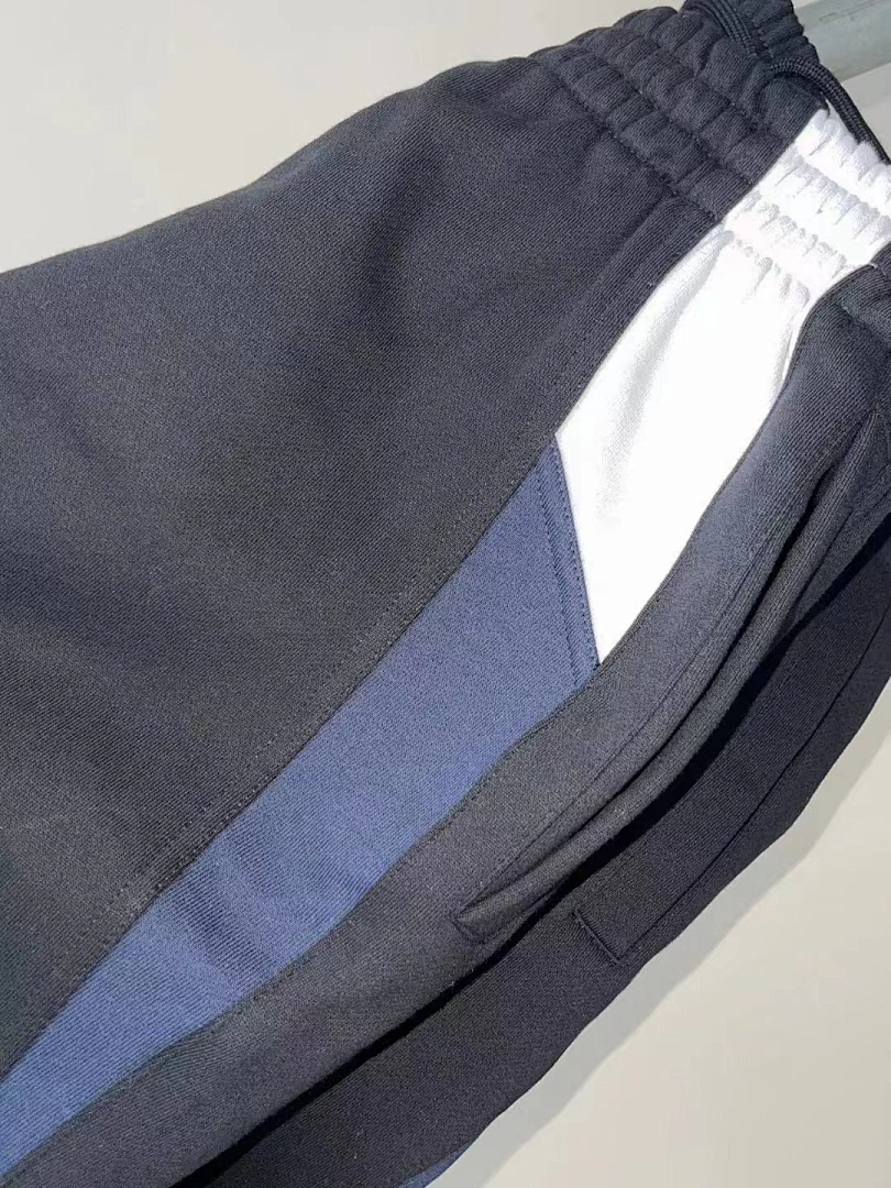 Balenciaga SOLD OUT Balenciag Black Sporty B Shorts - Image 4