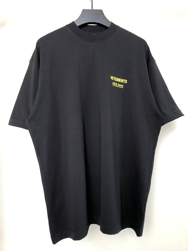 SOLD OUT VETEMENTS Click Here T-Shirt, photo 1