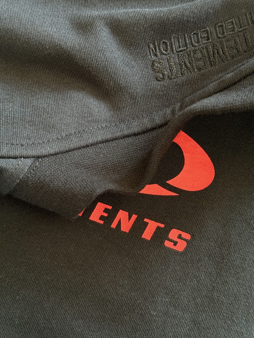 Other VETEMENTS Oval Logo Tee - Image 7