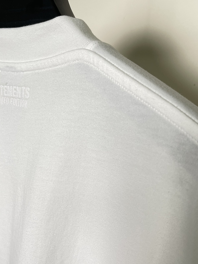 Other SOLD OUT VETEMENTS LIMITED EDITION Washed Tee - Image 8