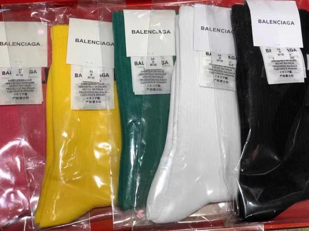 Balenciaga Balenciag Logo Socks - Image 3