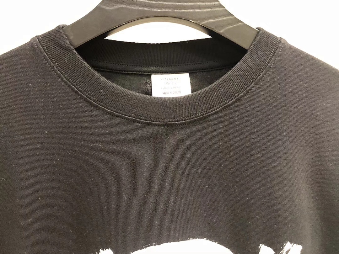 Other VETEMENTS Anarchy VLOGO Tee - Image 4