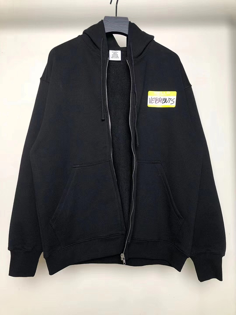SOLD OUT VETEMENTS HELLO My Name Is., photo 1