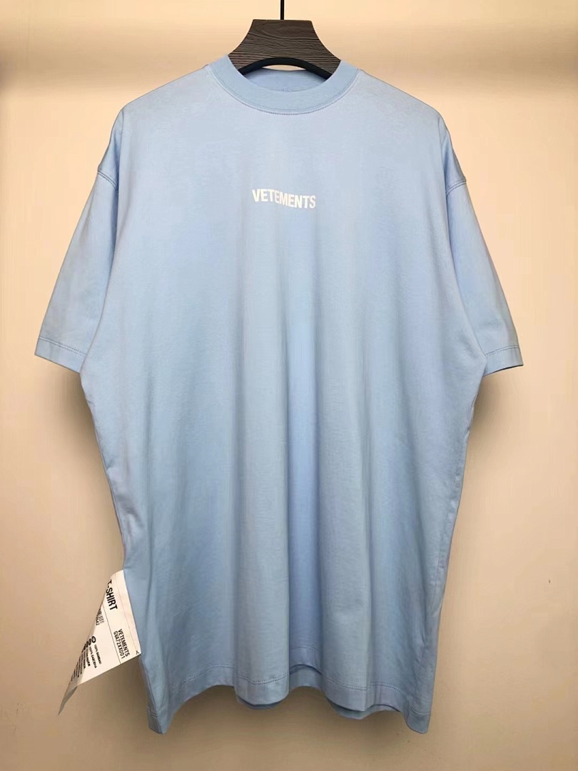 SOLD OUT VETEMENTS LIMITED EDITION Logo Tee, photo 1