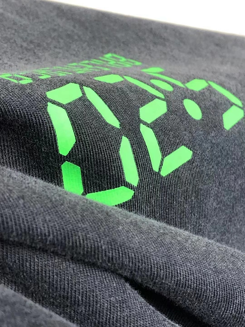 Balenciaga SOLD OUT Balenciag 5:20 Glow In The Dark Tee - Image 7