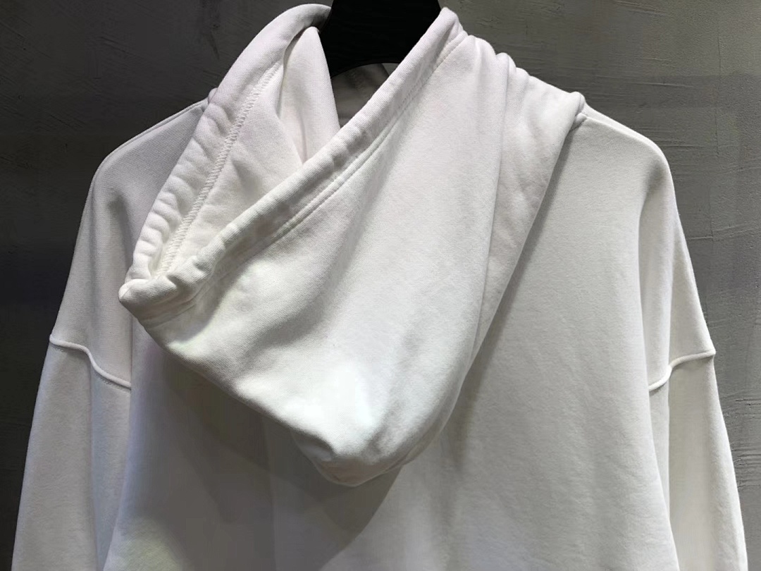 Balenciaga SOLD OUT - Image 5