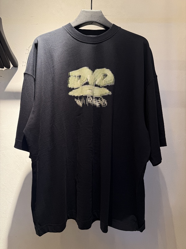 VETEMENTS DVD Logo Tee, photo 1