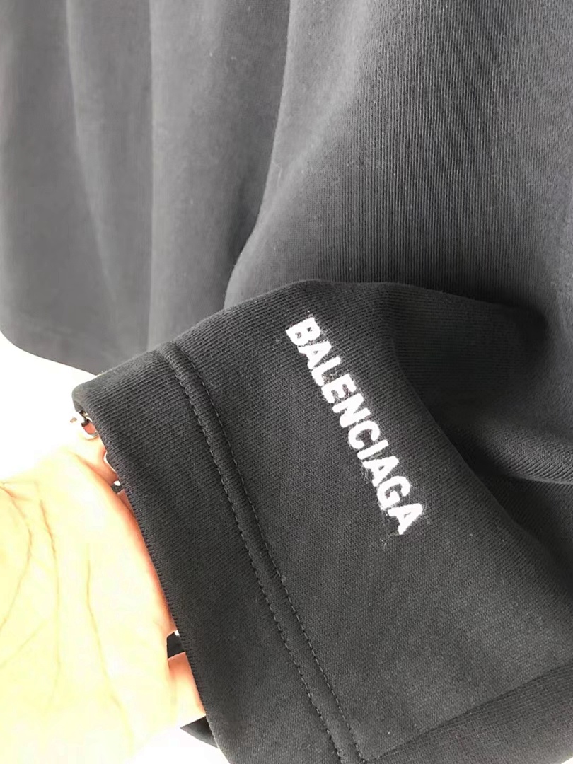 Balenciaga SOLD OUT Balenciag Embroidered Logo Shorts - Image 7