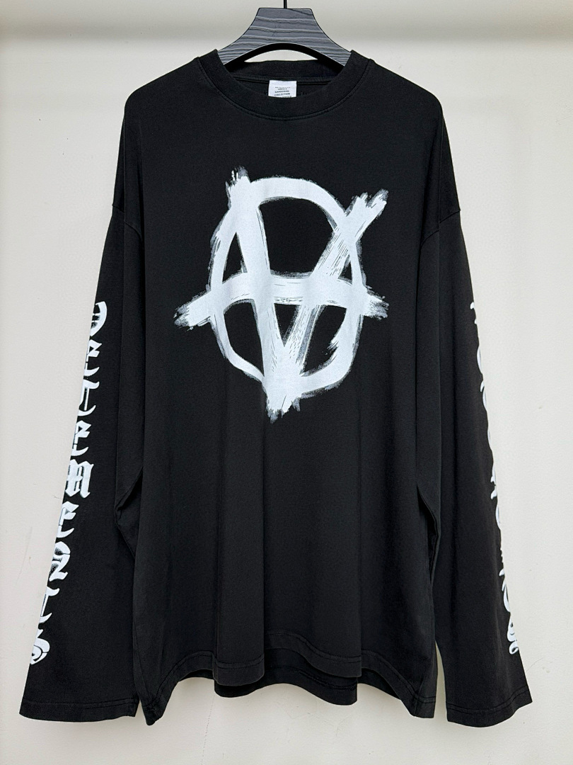 Other VETEMENTS Anarchy Vlogo Long Sleeve