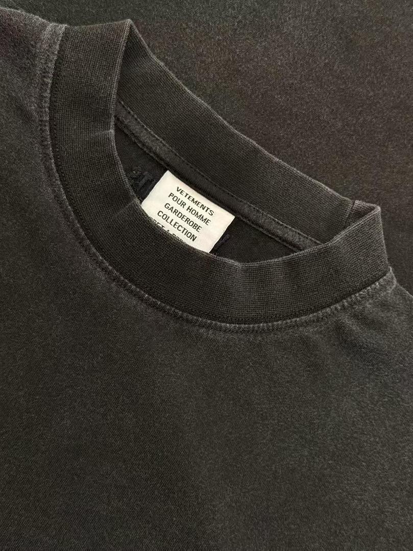Other VETEMENTS Embroidered Logo Tee - Image 5