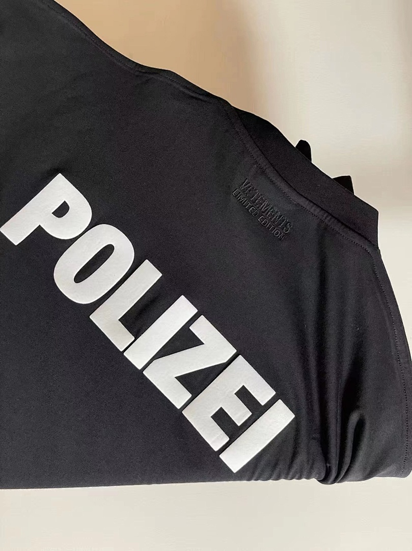 Other SOLD OUT VETEMENTS POLIZEI Tee - Image 5