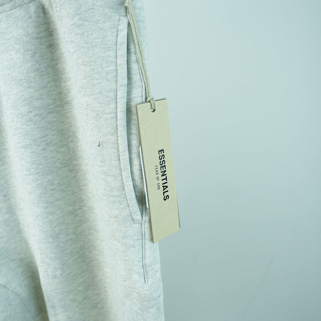 Other 22SS ESSENTAILS SWEATPANTS - Image 35