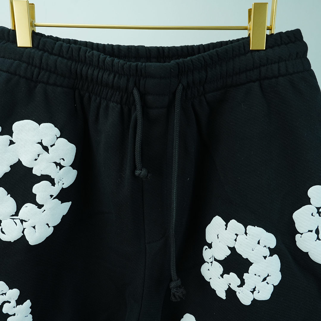 Other 190 Denim Tears The Cotton Wreath Shorts (Black) - Image 11