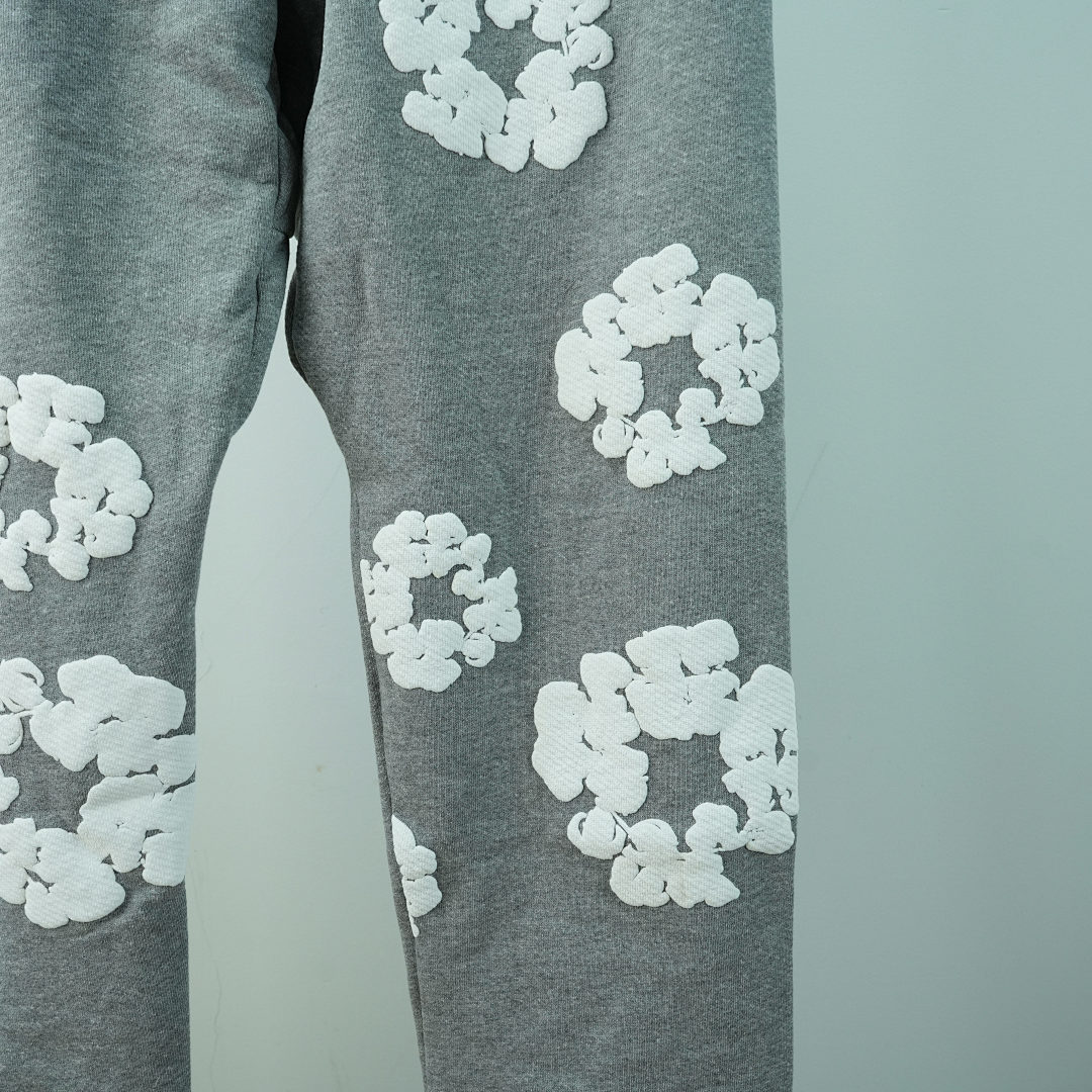 Other 250 Denim Tears The Cotton Wreath Sweatpants (Grey) - Image 11