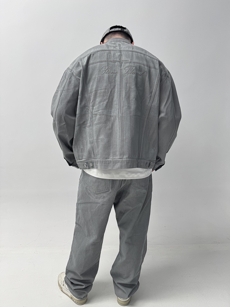 Other Sup Collab Light - Image 17