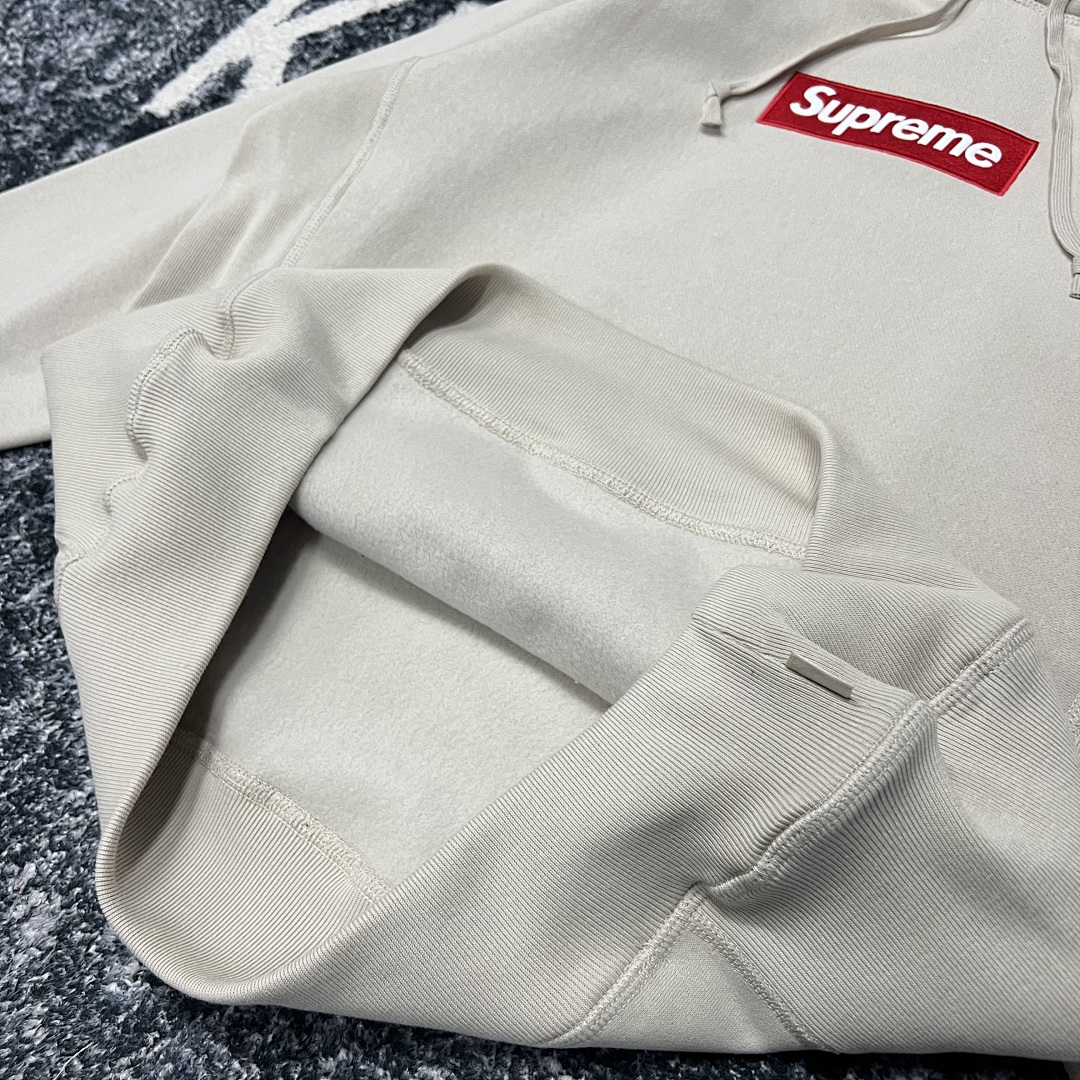 Other Supreme - Image 29