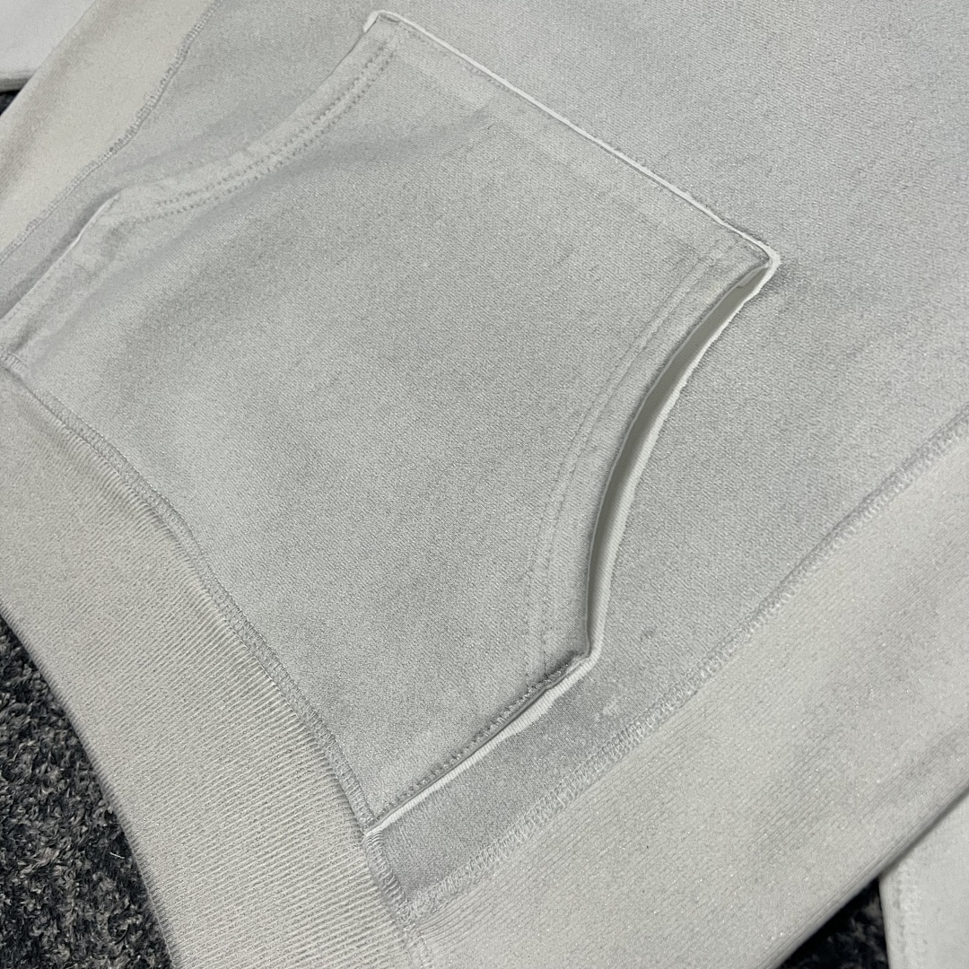 Other Supreme - Image 45