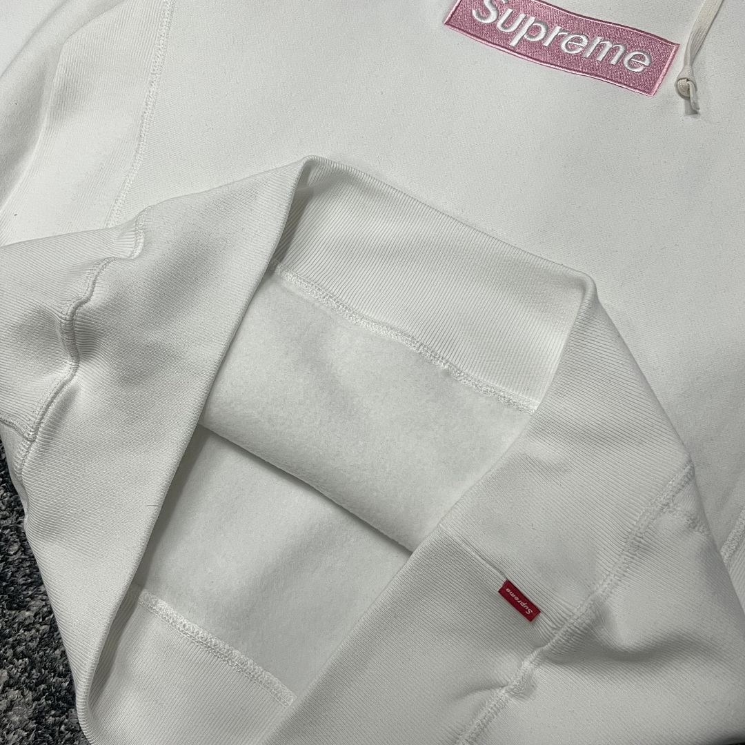 Other Supreme - Image 14