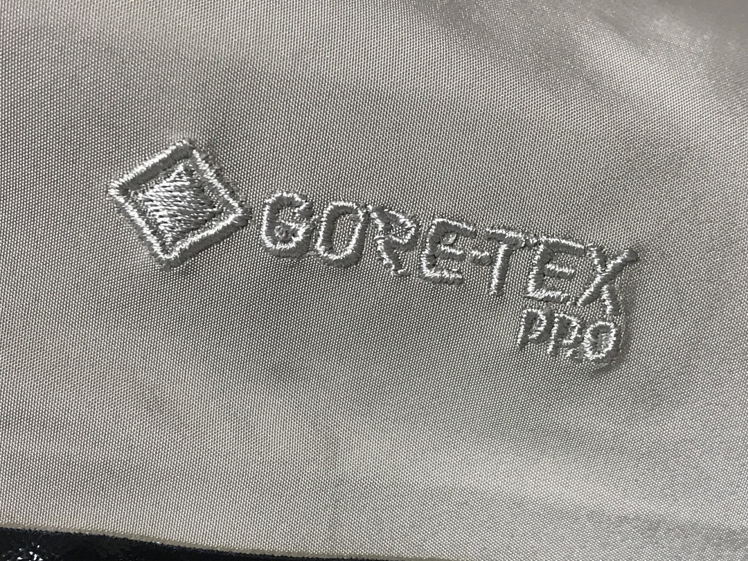 Other SV Off (White) - Image 11