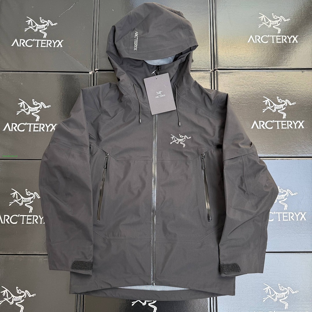On Running ⛷️¥500 Sabre Ski Jacket-Black - Image 24