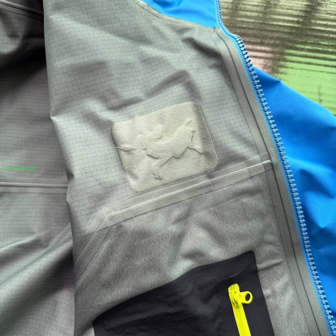 Other ¥ 420 Beta Sv Jacket - Image 5
