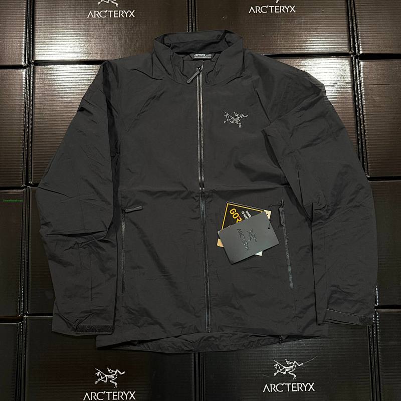 ¥230 Kadin Jacket, photo 1