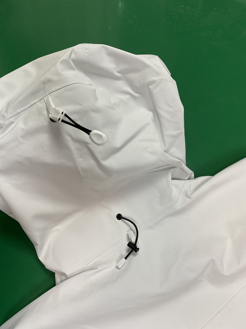 Chanel Polar White 400¥ - Image 11