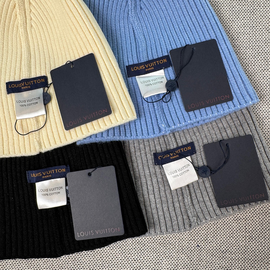Other ¥99 Two-Piece Set Beanies + Scarves - Image 4