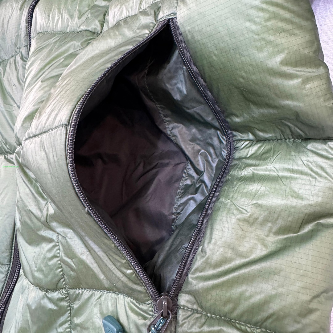On Running ¥300 Down Jacket - Image 31
