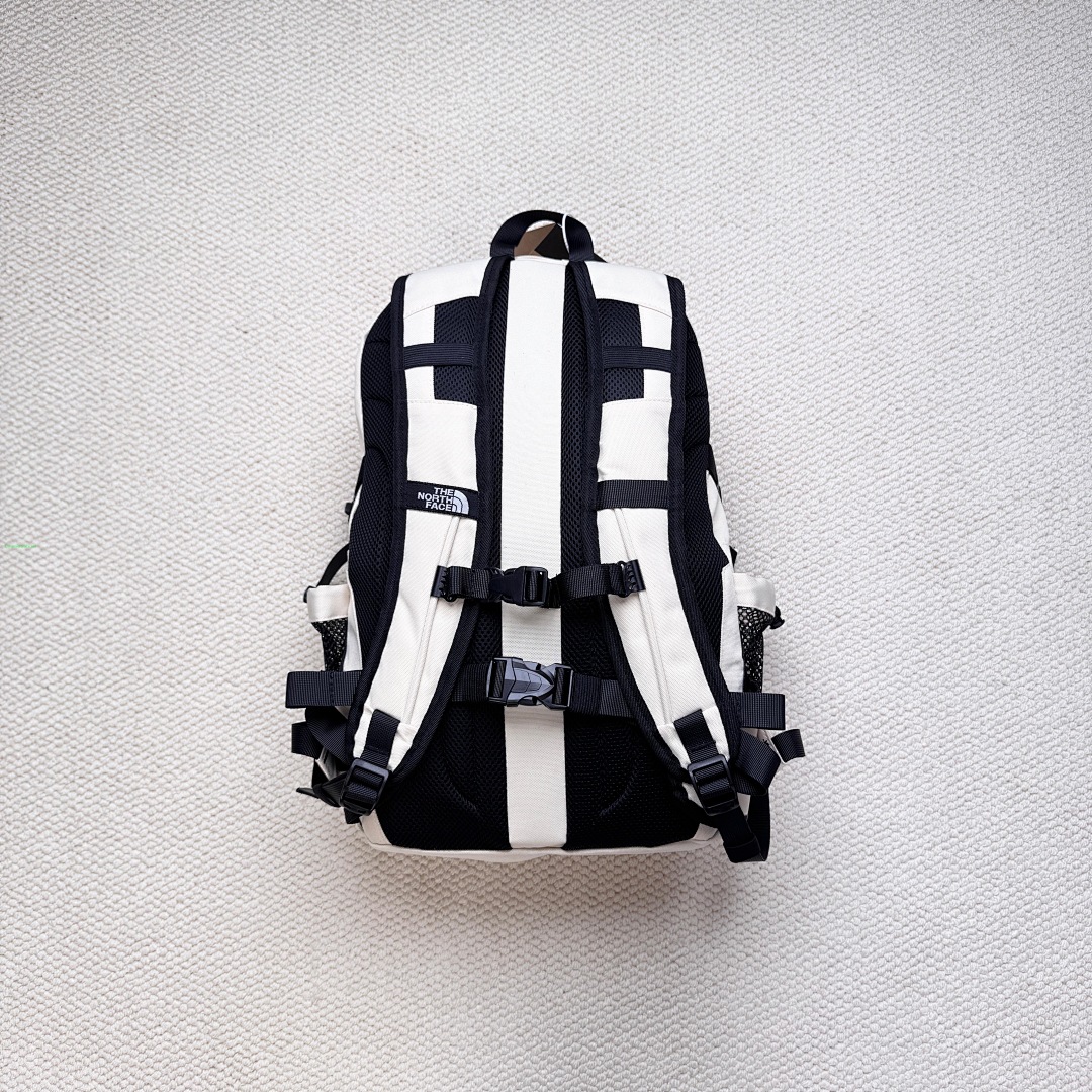 Other ¥180 T*N*F Backpack - Image 6