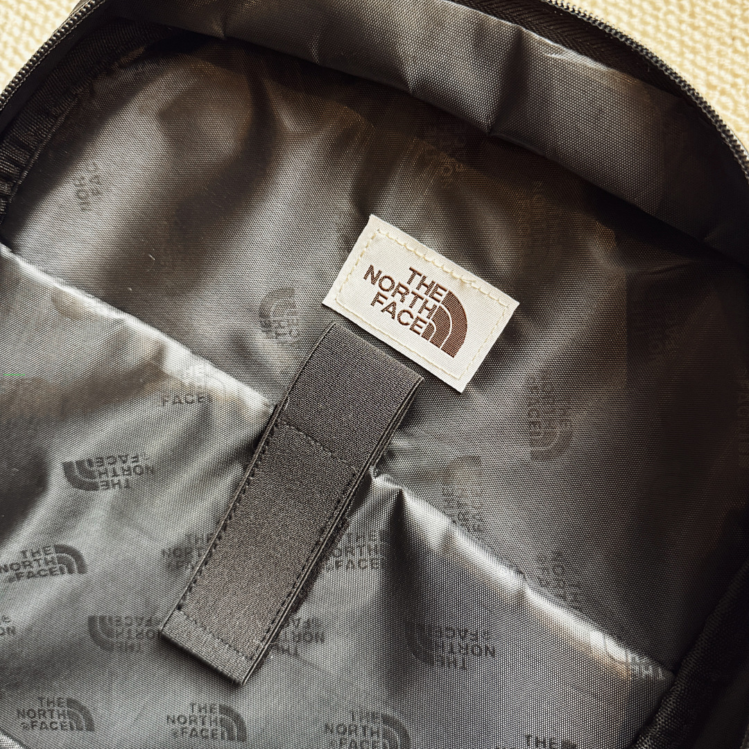 Other ¥150 T*N*F-Backpack - Image 17