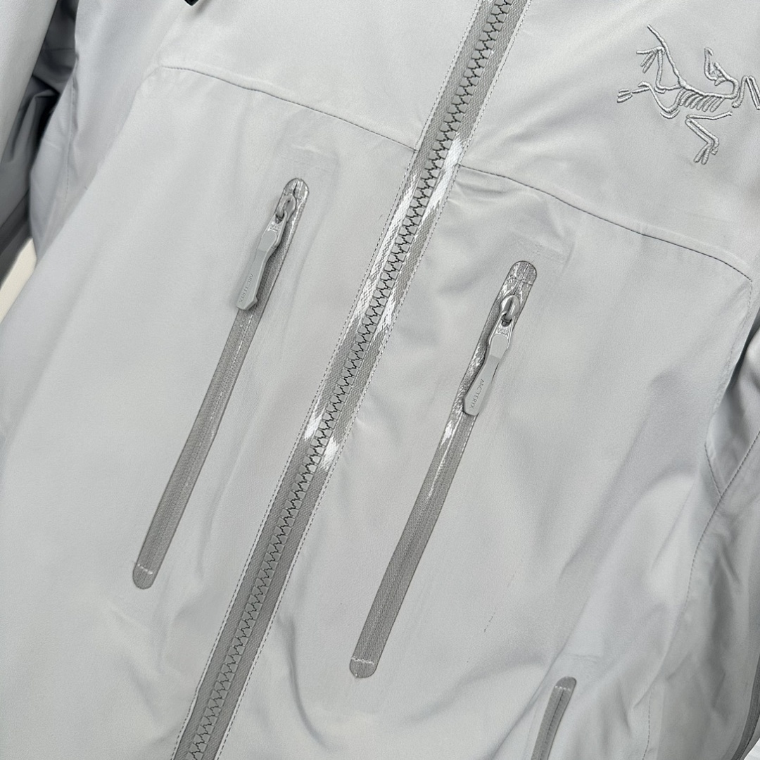 Other 600 Beta Down Jacket - Image 22